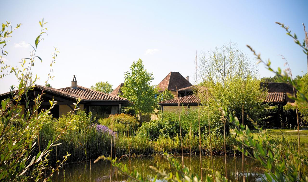 Au Jardin Fleuri Hotel Bosset Exterior foto